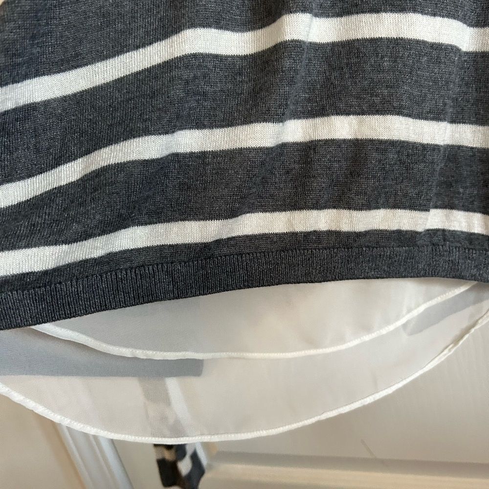 Express Sweater /Split Back Women’s Medium Striped - image 7